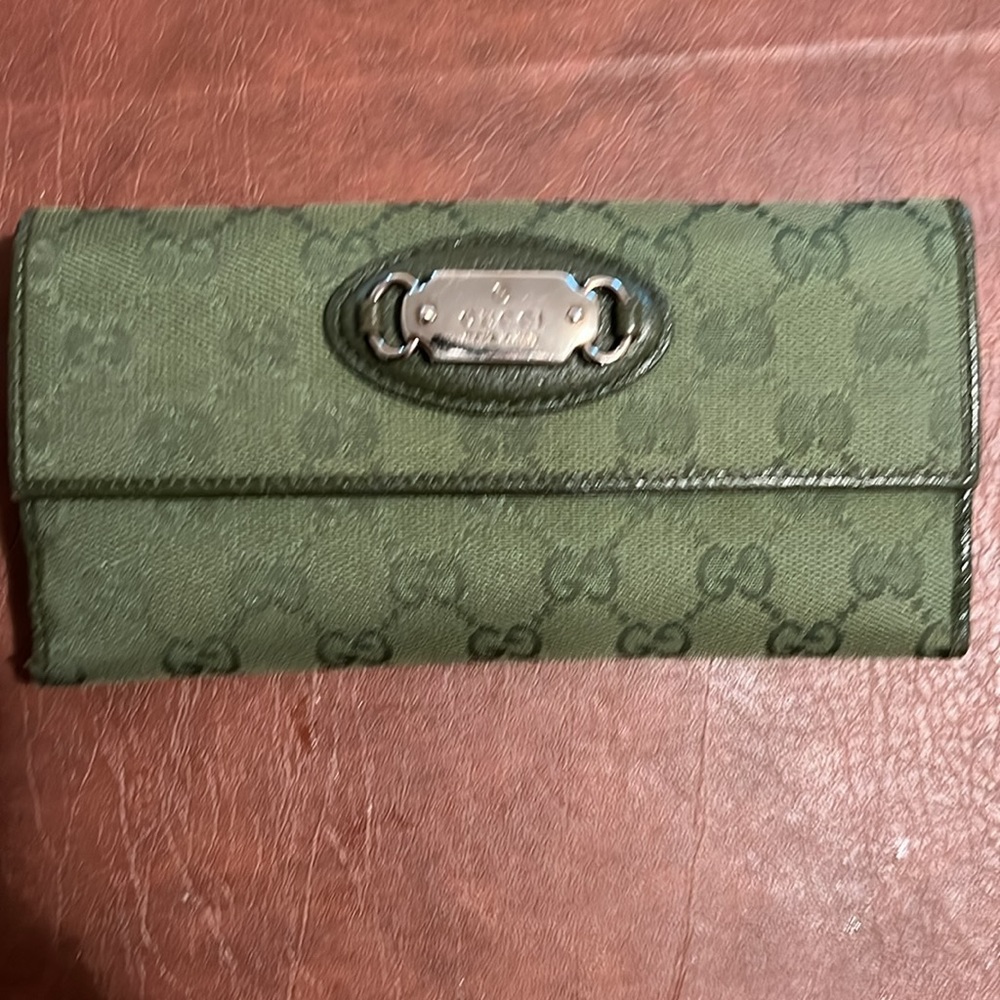 Gucci Wallet - Picture 2 of 4